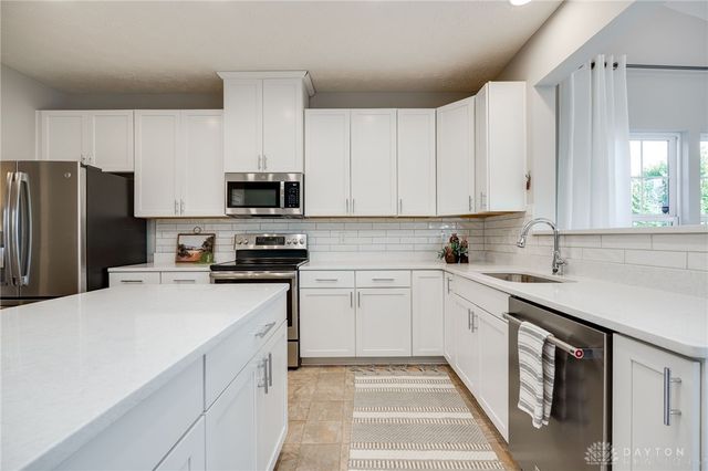 2529 Sunset Maple Drive, Tipp City, OH 45371