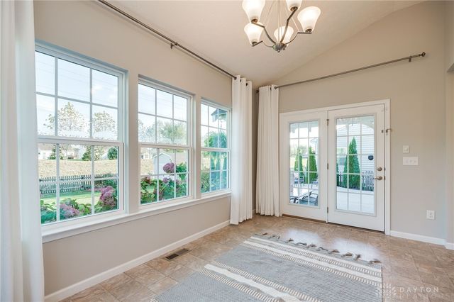 2529 Sunset Maple Drive, Tipp City, OH 45371