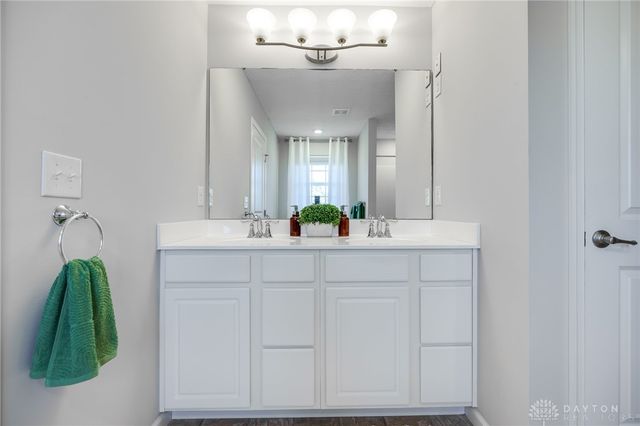 2529 Sunset Maple Drive, Tipp City, OH 45371