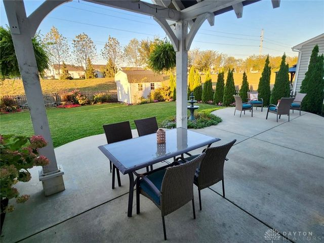 2529 Sunset Maple Drive, Tipp City, OH 45371