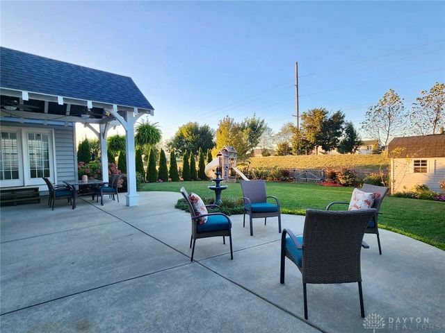 2529 Sunset Maple Drive, Tipp City, OH 45371