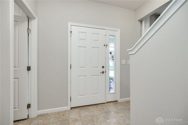 2529 Sunset Maple Drive, Tipp City, OH 45371