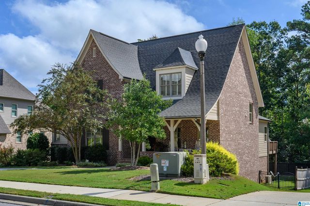1104 HIGHLAND VILLAGE TRAIL, Birmingham, AL 35242