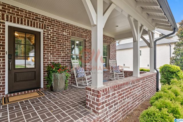1104 HIGHLAND VILLAGE TRAIL, Birmingham, AL 35242