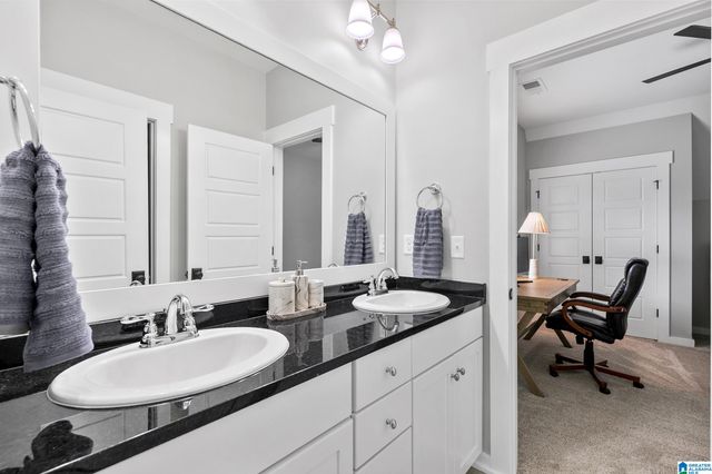 1104 HIGHLAND VILLAGE TRAIL, Birmingham, AL 35242