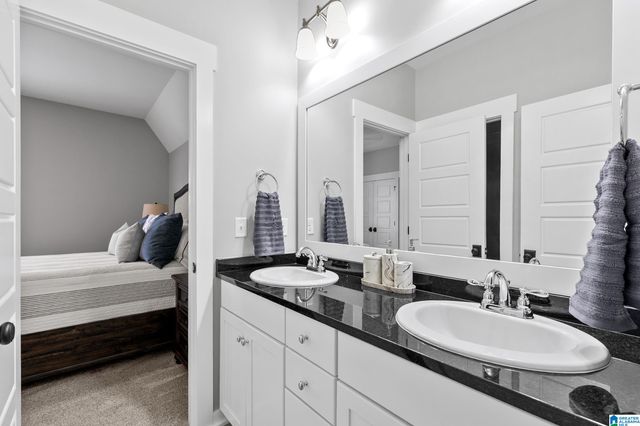 1104 HIGHLAND VILLAGE TRAIL, Birmingham, AL 35242