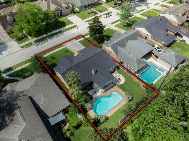 1042 Chamboard Lane, Houston, TX 77018