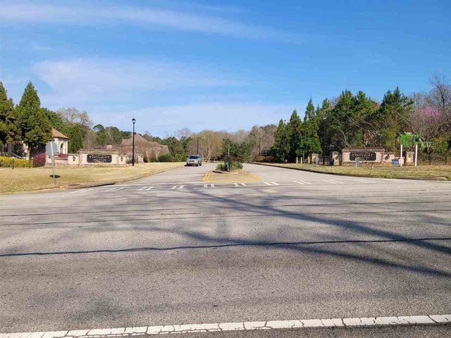 1015 Queens Bridge Way 24, Griffin, GA 30223