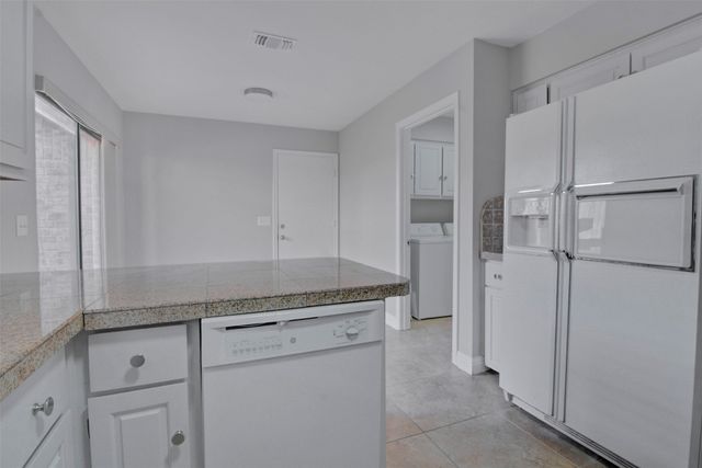 14822 Sopras Circle, Addison, TX 75001