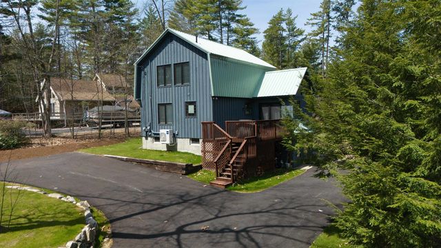 14 Oakwood Drive, Ossipee, NH 03814
