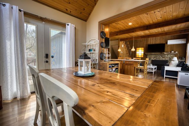 14 Oakwood Drive, Ossipee, NH 03814