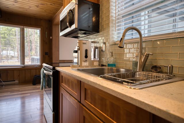 14 Oakwood Drive, Ossipee, NH 03814
