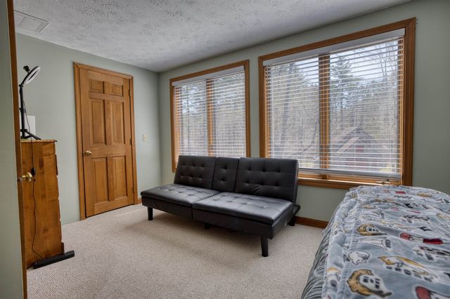 14 Oakwood Drive, Ossipee, NH 03814