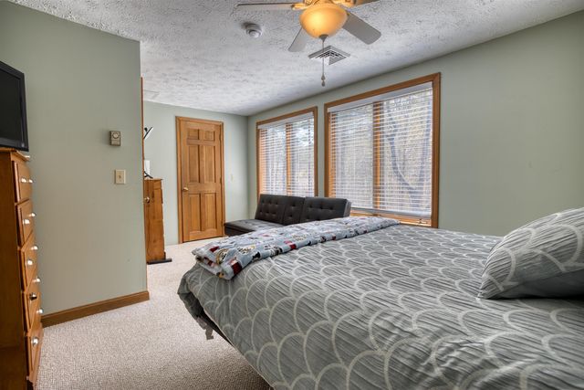 14 Oakwood Drive, Ossipee, NH 03814