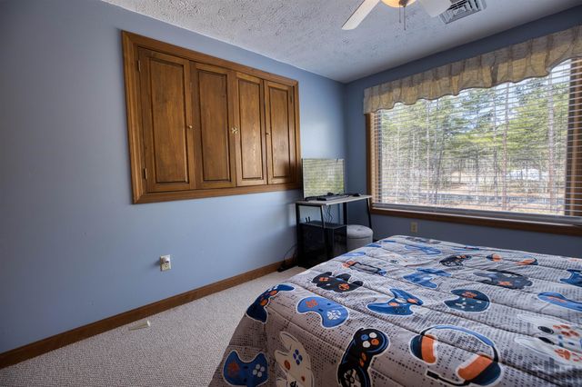 14 Oakwood Drive, Ossipee, NH 03814