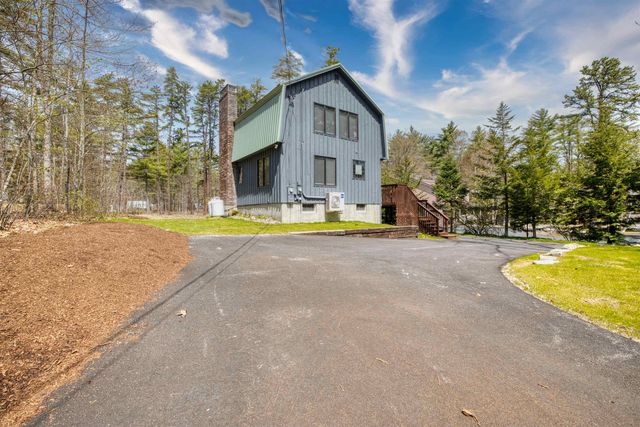 14 Oakwood Drive, Ossipee, NH 03814
