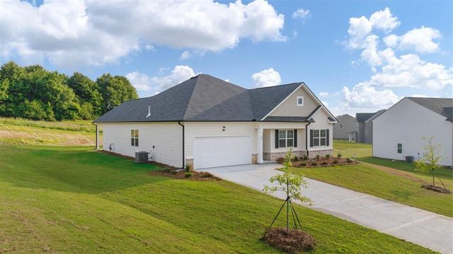 69 Weymouth Drive, Locust Grove, GA 30248