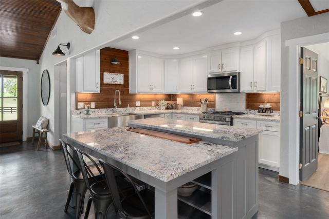 350 FM 1256, Eustace, TX 75124