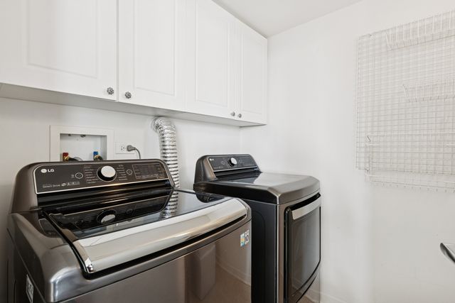 1640 Maple Avenue 1202, Evanston, IL 60201