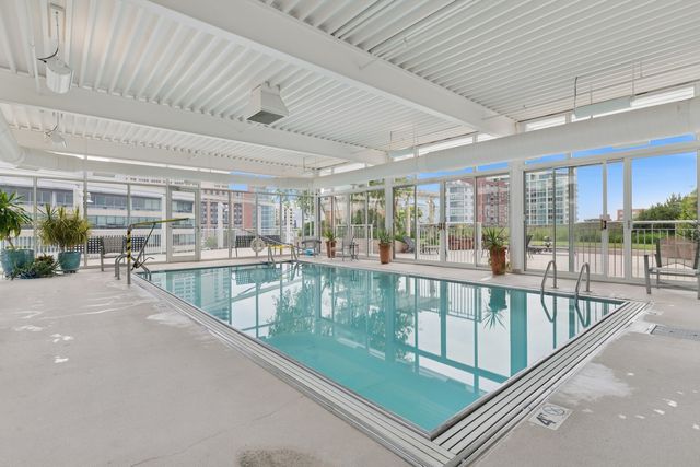 1640 Maple Avenue 1202, Evanston, IL 60201