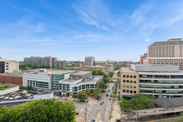 1640 Maple Avenue 1202, Evanston, IL 60201