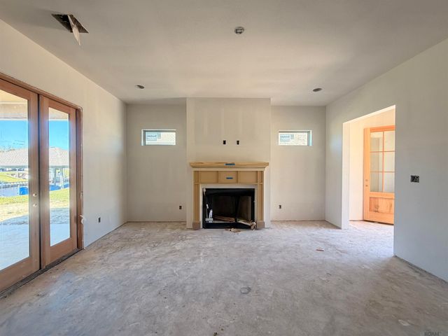 21457 Bluefin Dr, Springfield, LA 70462