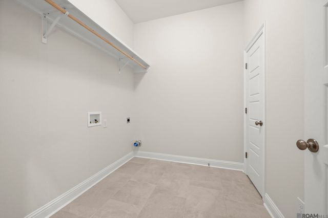 21457 Bluefin Dr, Springfield, LA 70462