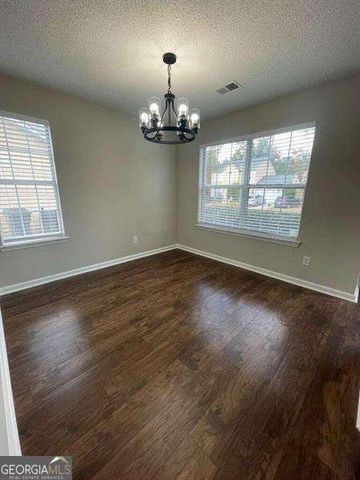 2200 Burdett Ridge Drive, College Park, GA 30349