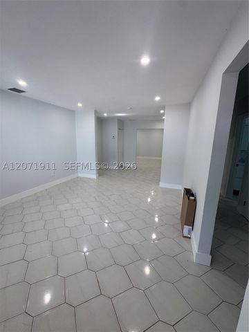 3160 NW 3rd St, Miami, FL 33125