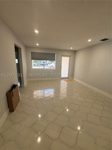 3160 NW 3rd St, Miami, FL 33125