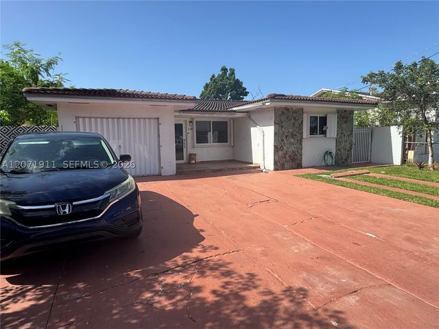 3160 NW 3rd St, Miami, FL 33125