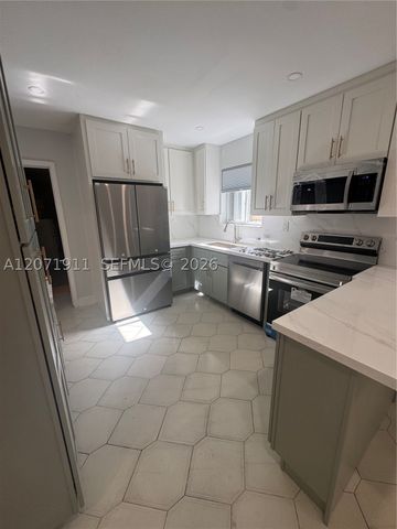 3160 NW 3rd St, Miami, FL 33125