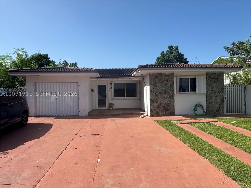 3160 NW 3rd St, Miami, FL 33125