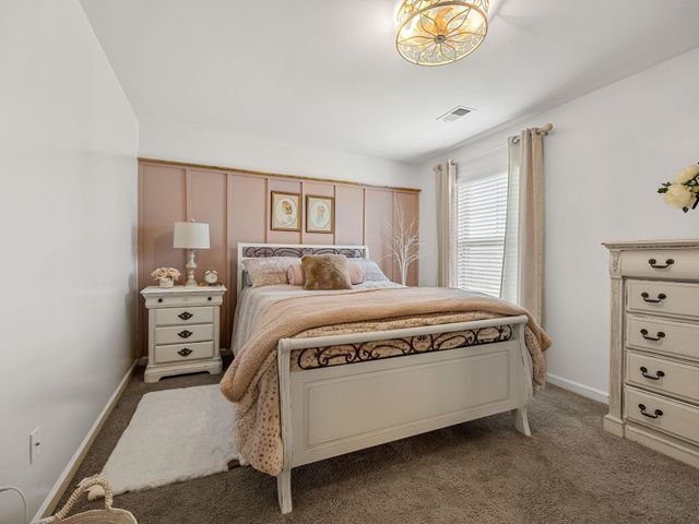 206 E Fair Haven Lane, Lyman, SC 29365