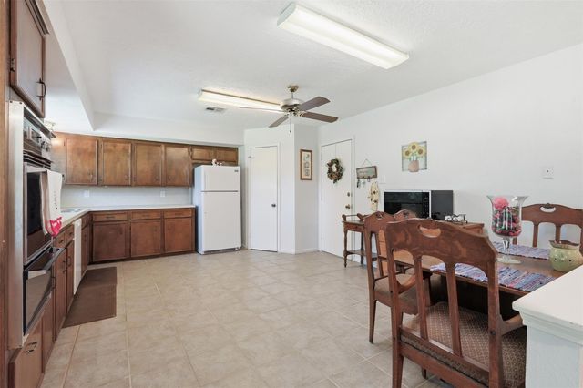 21327 Glenbranch Drive, Spring, TX 77388