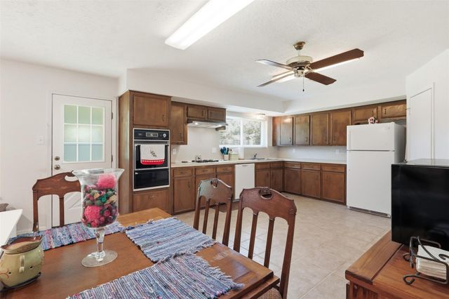 21327 Glenbranch Drive, Spring, TX 77388