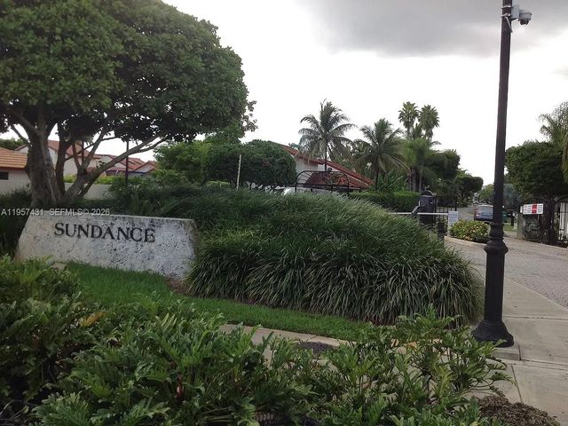 10734 SW 117th Pl, Miami, FL 33186