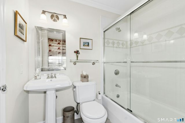 205 Main Street 33, New Canaan, CT 06840