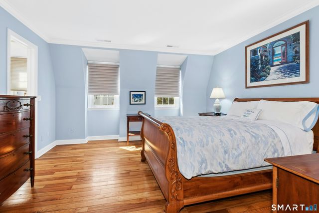 205 Main Street 33, New Canaan, CT 06840