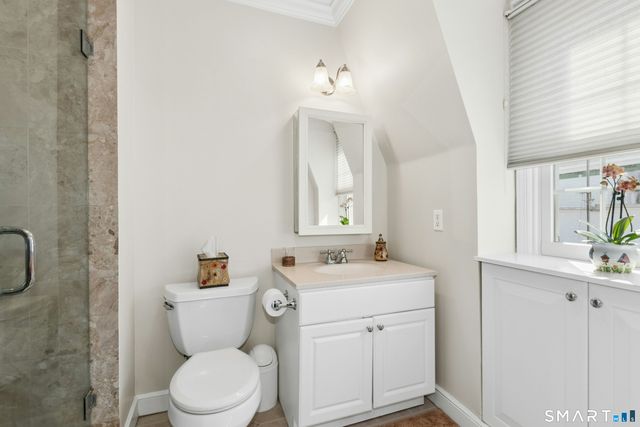 205 Main Street 33, New Canaan, CT 06840