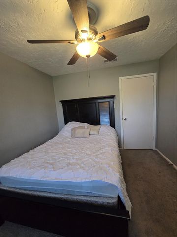 17706 Heritage Creek Drive, Webster, TX 77598