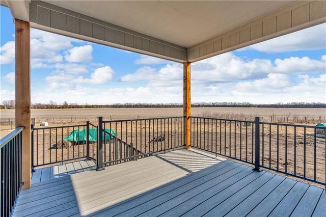 32458 W 168th Court, Gardner, KS 66030