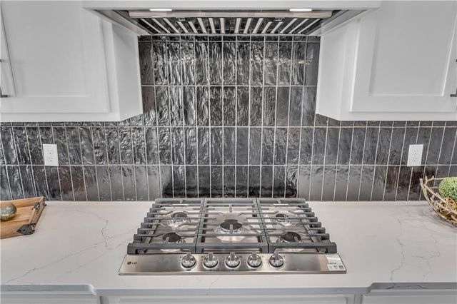 32458 W 168th Court, Gardner, KS 66030