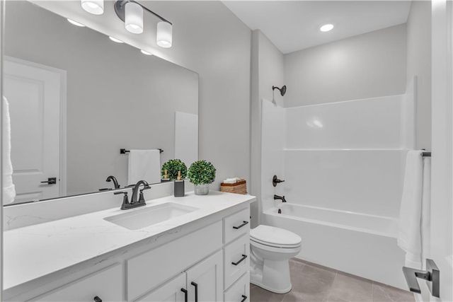 32458 W 168th Court, Gardner, KS 66030