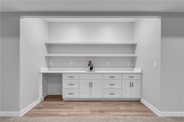 32458 W 168th Court, Gardner, KS 66030