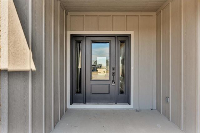 32458 W 168th Court, Gardner, KS 66030