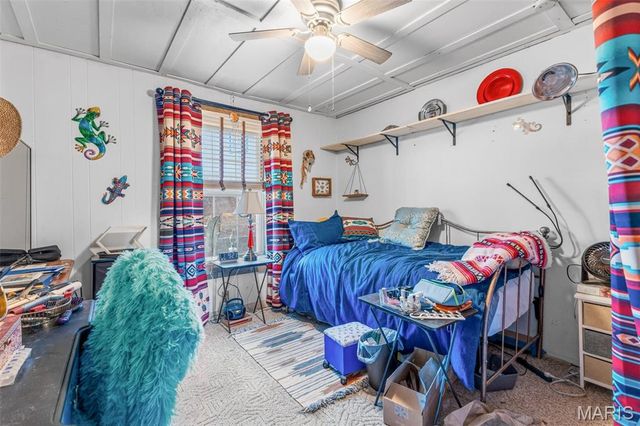 13235 Lakeview Dr, Ste Genevieve, MO 63670