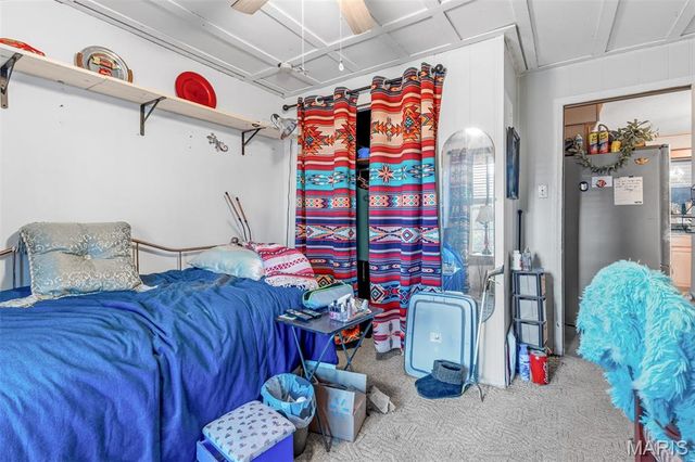 13235 Lakeview Dr, Ste Genevieve, MO 63670