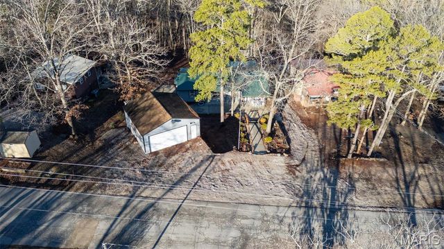 13235 Lakeview Dr, Ste Genevieve, MO 63670