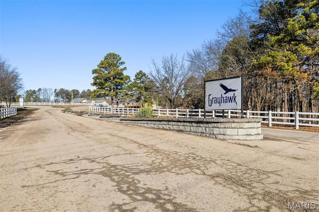 13235 Lakeview Dr, Ste Genevieve, MO 63670